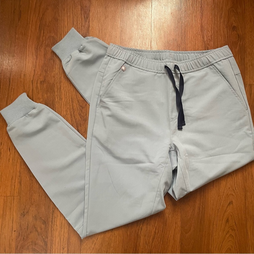 baby blue figs scrubs - Picture 1 of 5